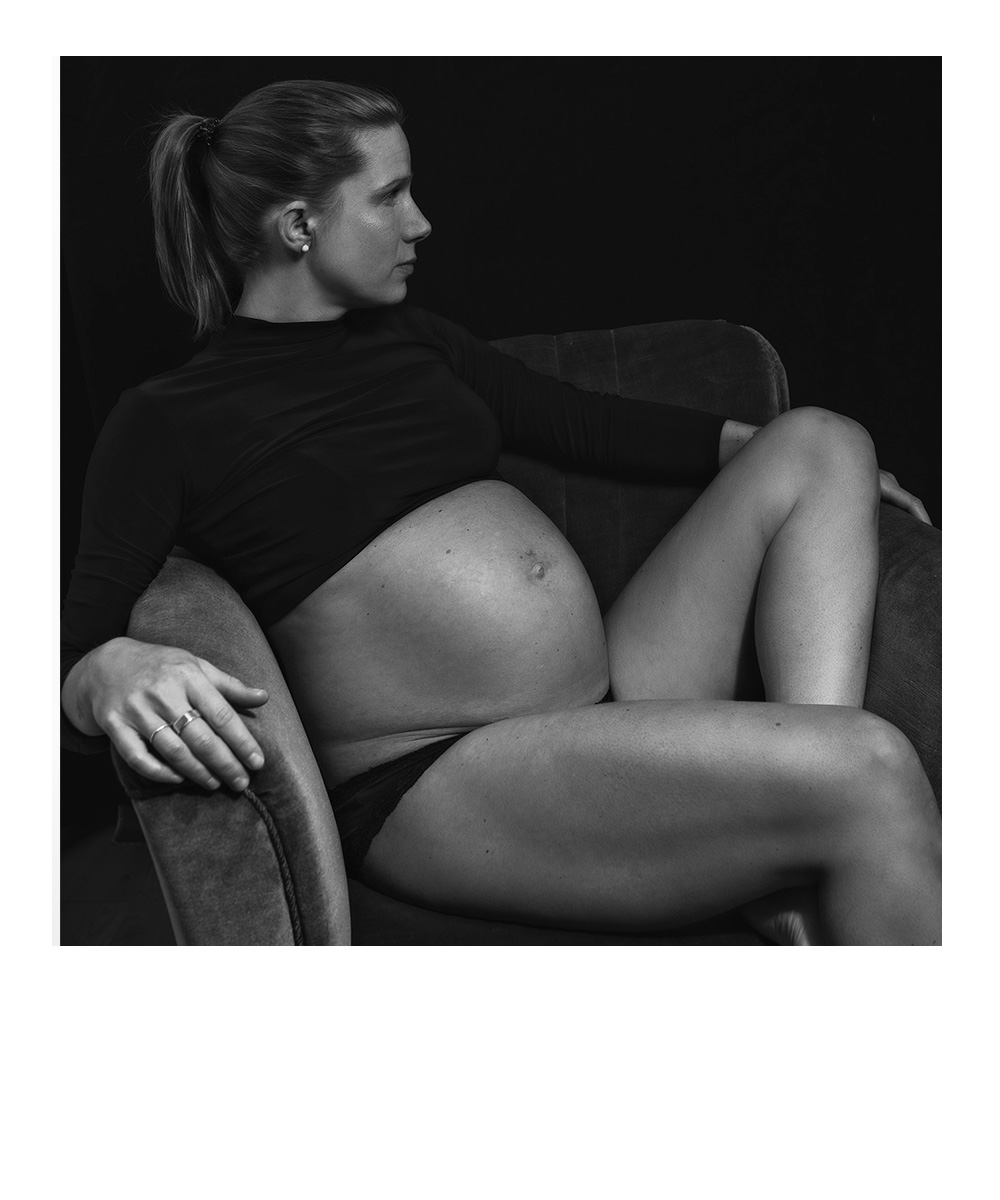 schlafendes Baby in weiß